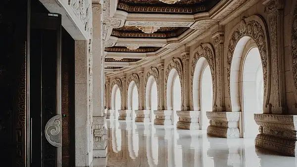 Siostry Kopciuszka: Znaczenie i Symbolika w Baśni